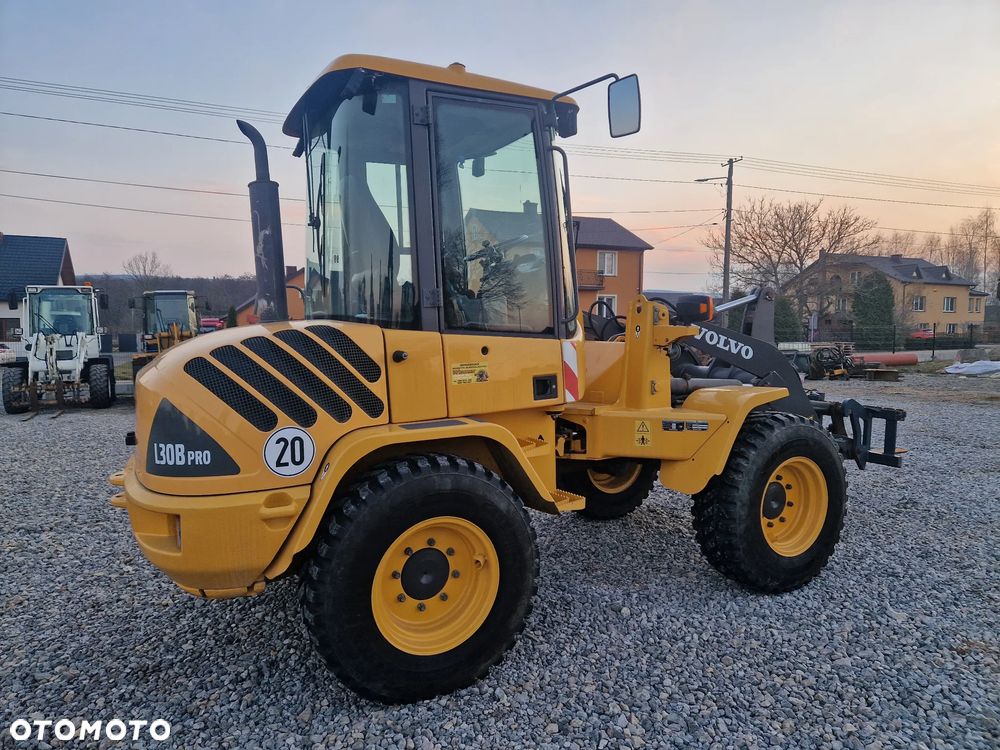 Volvo L30B Pro - 1