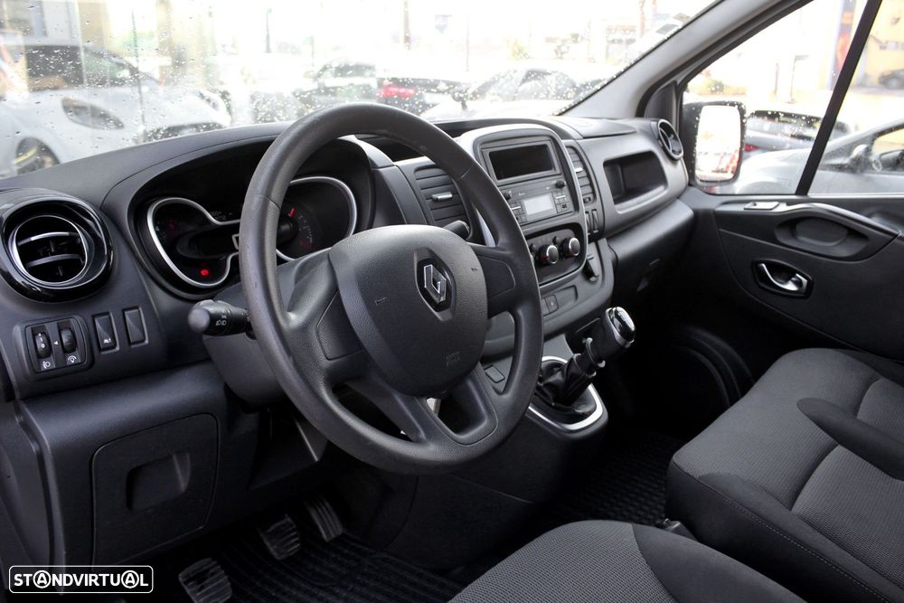 Renault Trafic 2.0 dCi L2H1 1.2T - 22