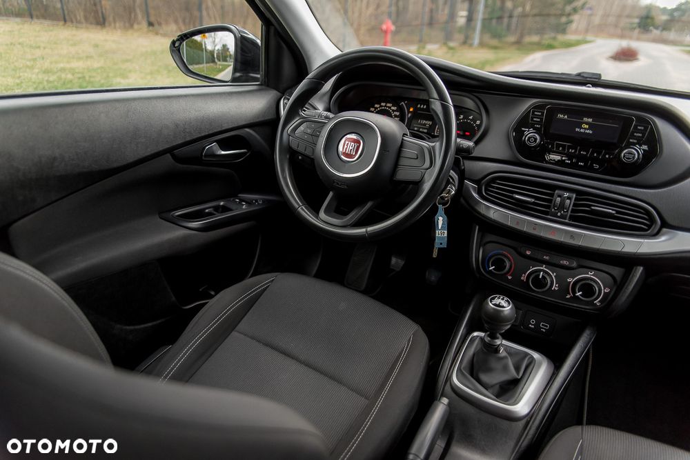 Fiat Tipo 1.4 16V More - 31