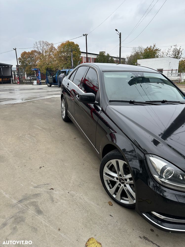 Mercedes-Benz C 220 d 4MATIC Aut. - 3