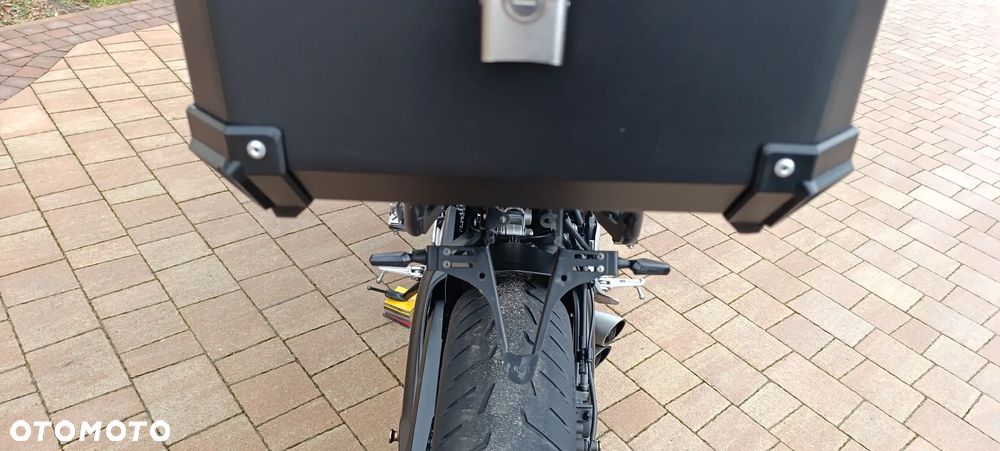 Yamaha MT - 32
