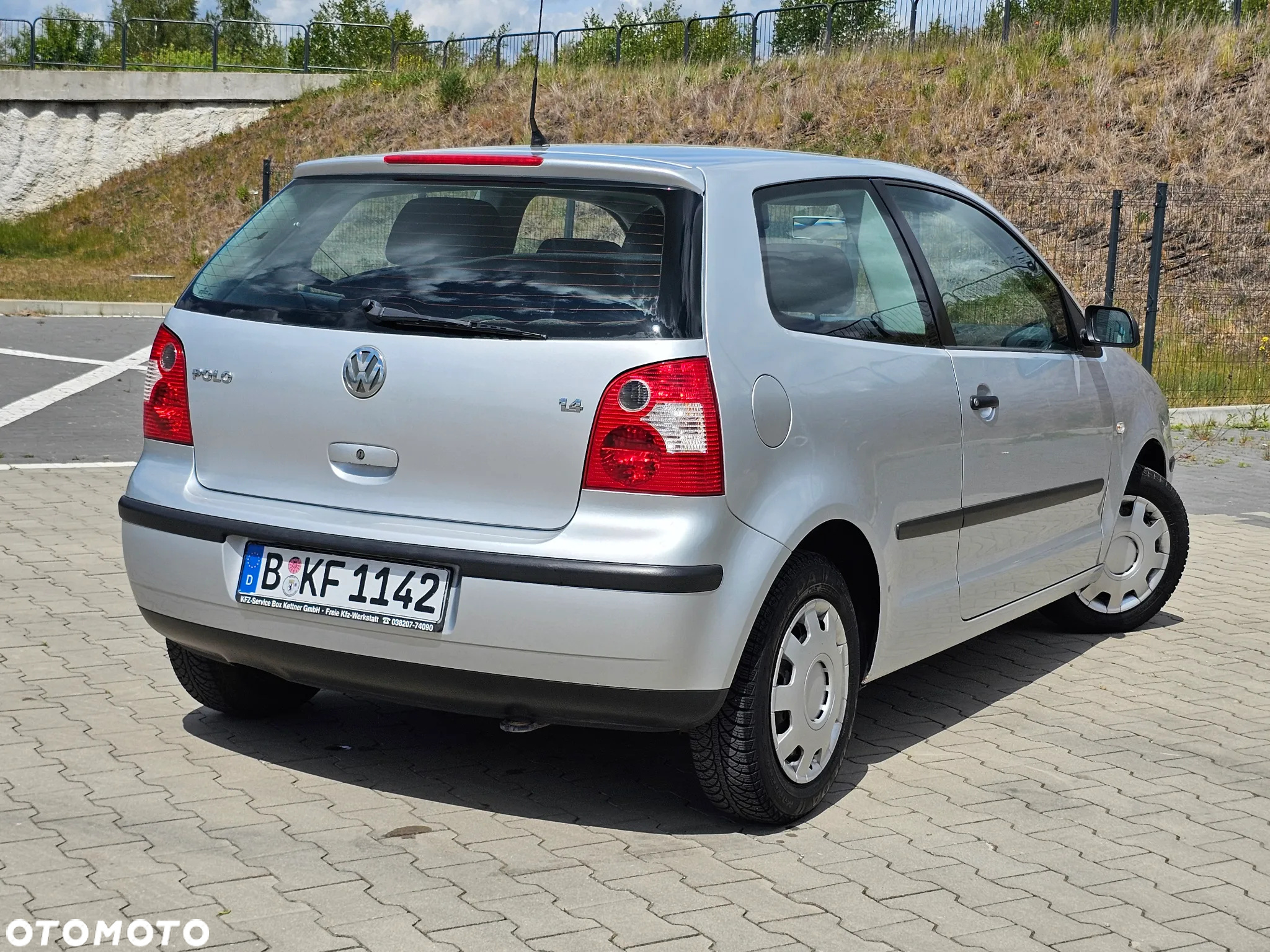 Volkswagen Polo 1.4 16V Basis - 5