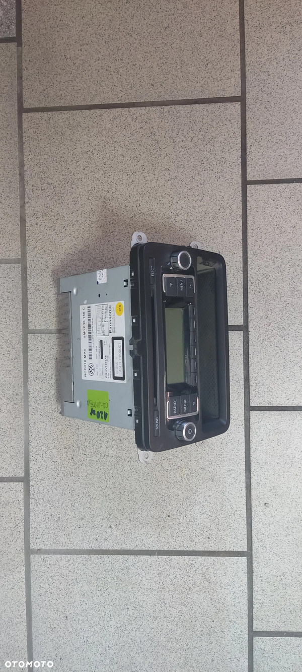 system audio/Radio dla VOLKSWAGEN POLO CQJV1875AE