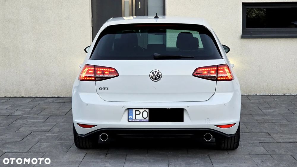 Volkswagen Golf 2.0 TSI BMT GTI DSG - 14