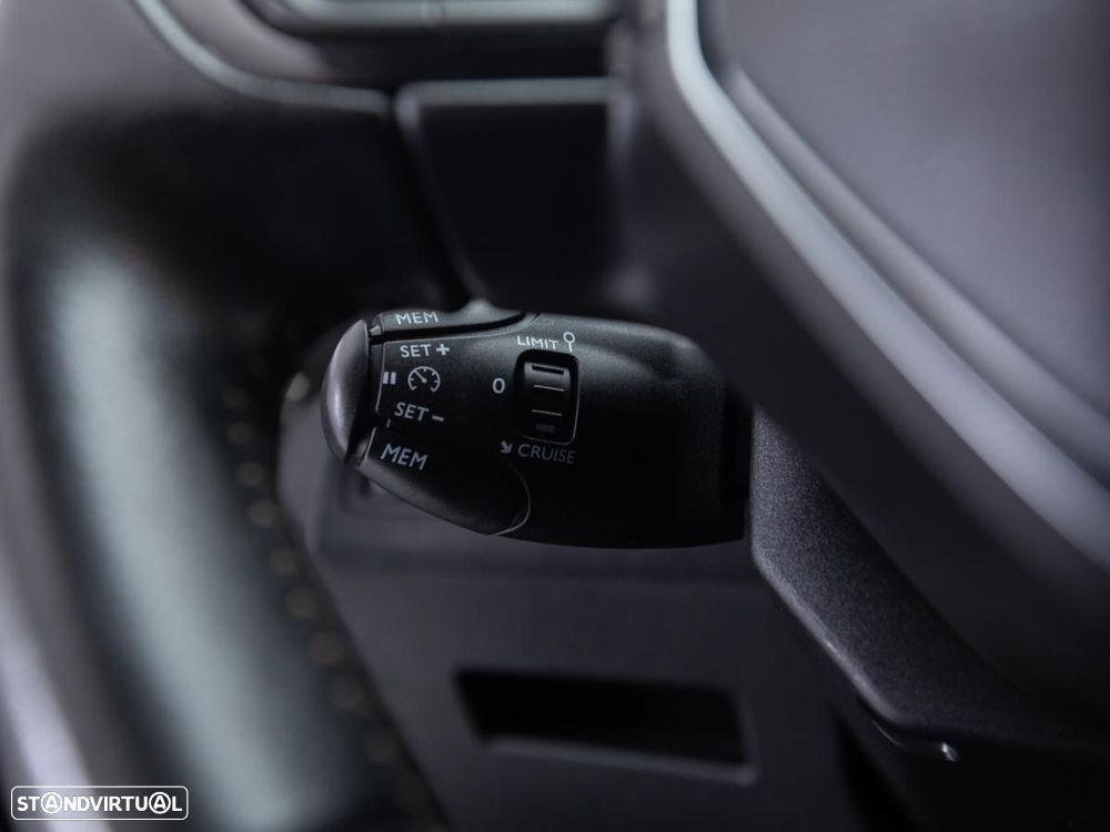 Peugeot 3008 - 14