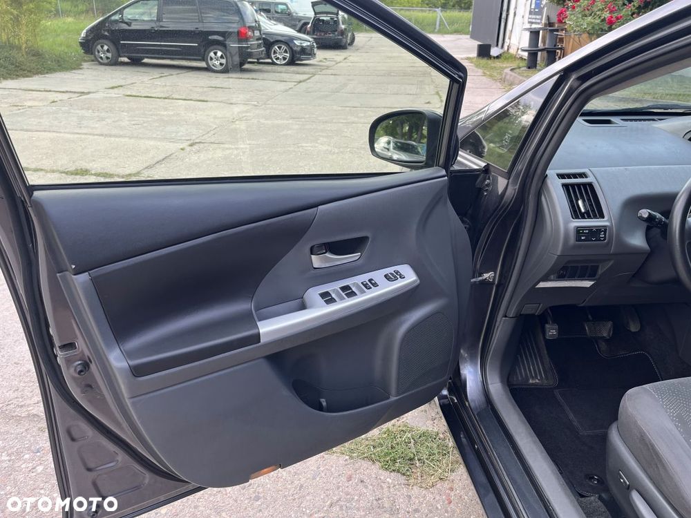 Toyota Prius+ 1.8 HSD Prestige - 11