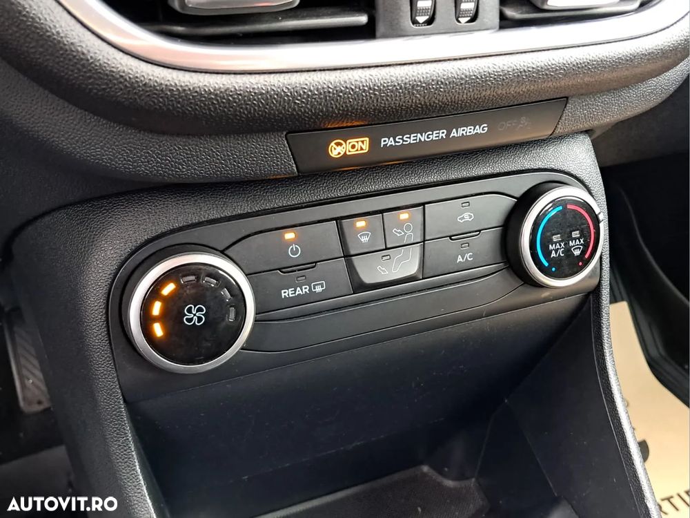 Ford Fiesta 1.1 Trend Connected - 16