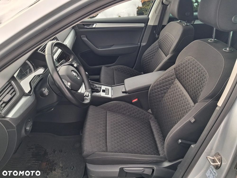 Skoda Superb 1.5 TSI Ambition DSG - 11