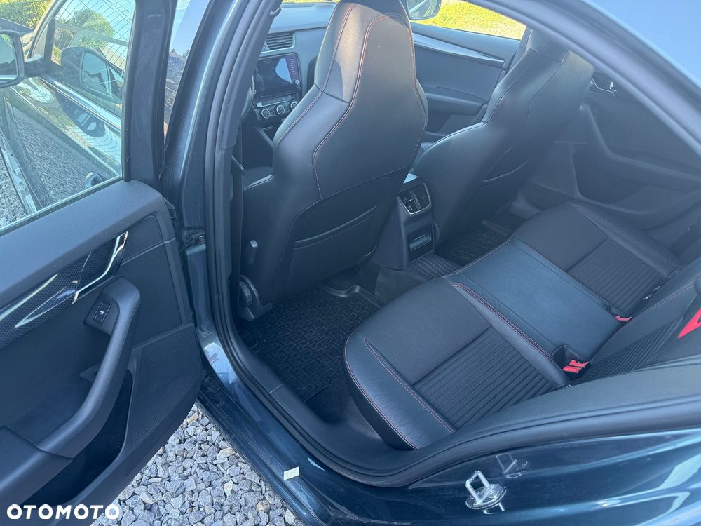 Skoda Octavia 2.0 TDI RS - 22