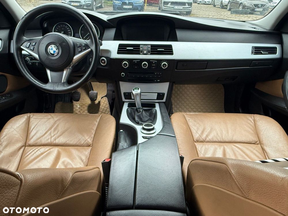 BMW Seria 5 - 18