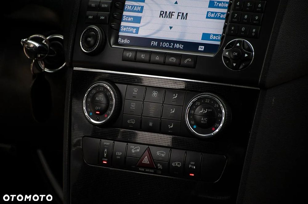 Mercedes-Benz ML - 28