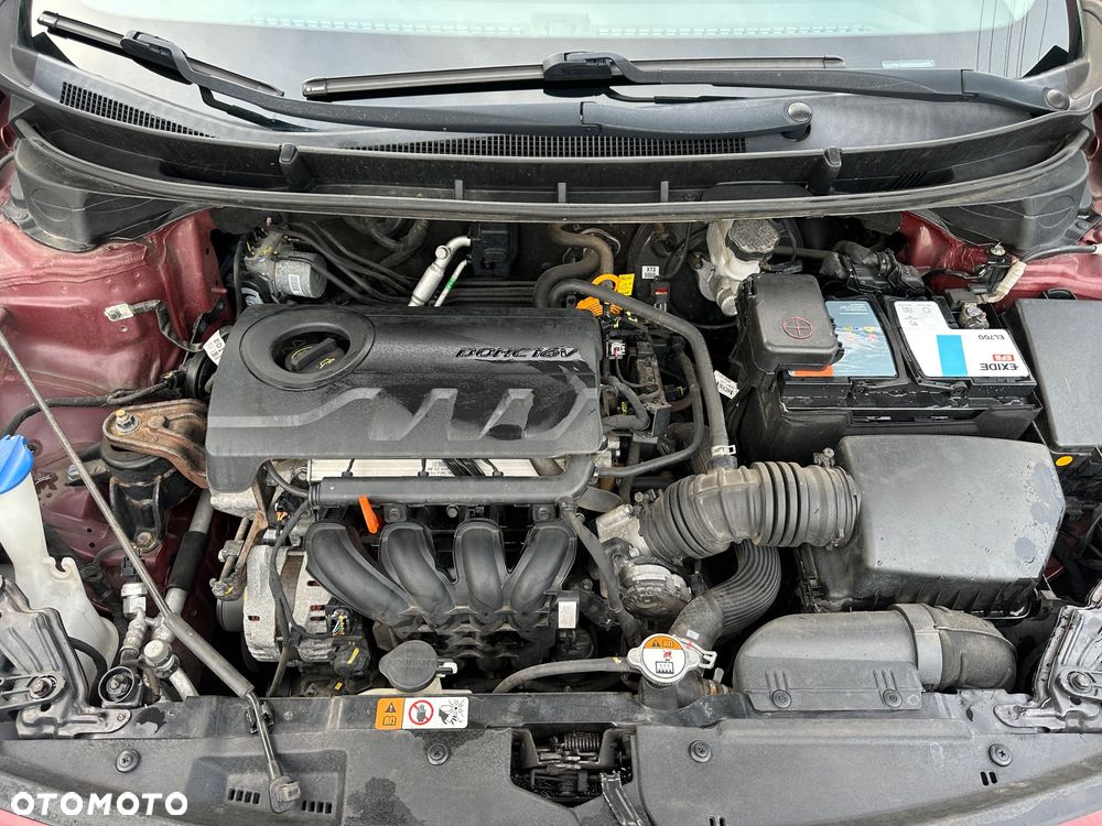 Hyundai i30 blue 1.4 Style - 16