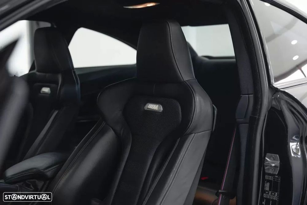 BMW M4 - 33