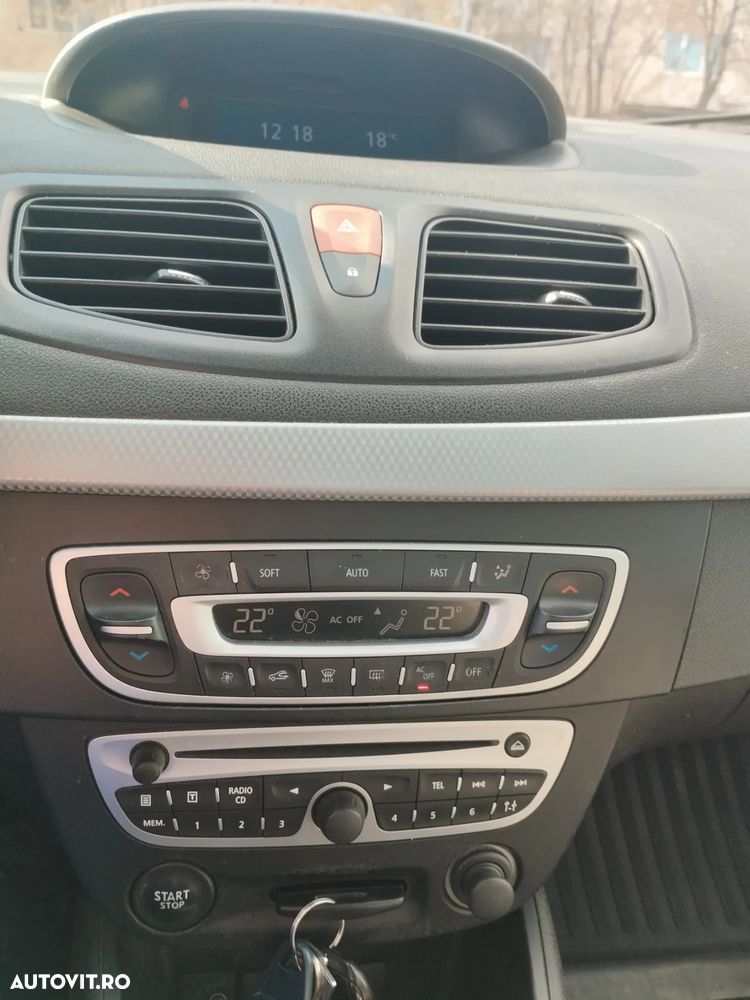 Renault Fluence 1.6 16V 110 Dynamique - 8