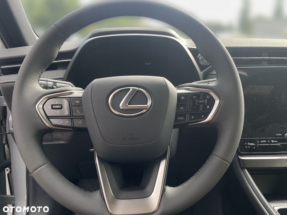 Lexus LBX 1.5 Hybrid - 9