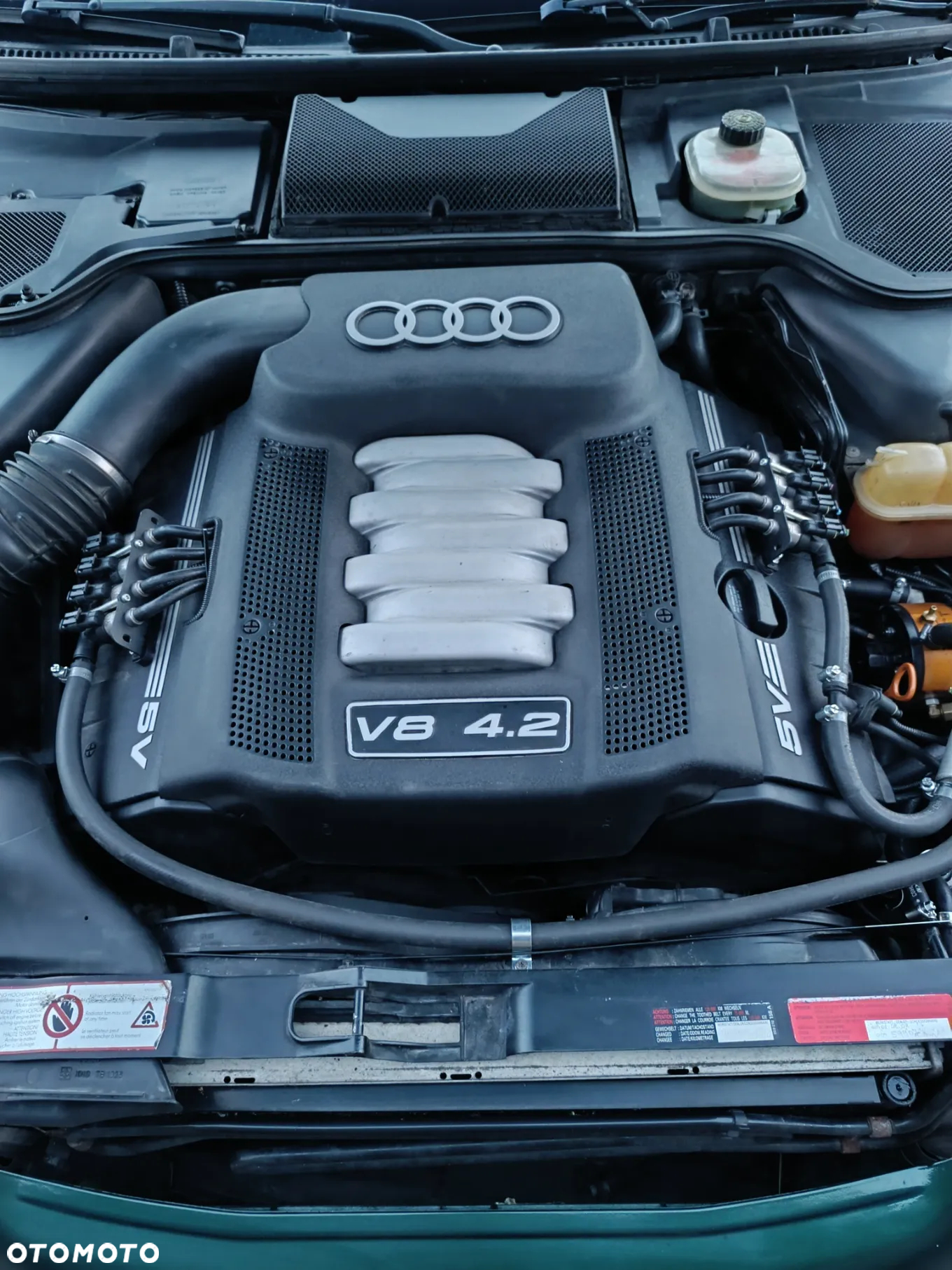 Audi A8 4.2 Quattro - 8