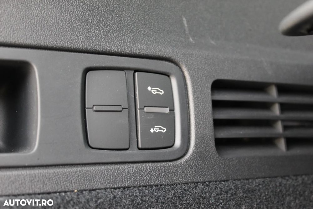 Audi Q5 40 TFSI quattro S tronic MHEV - 36
