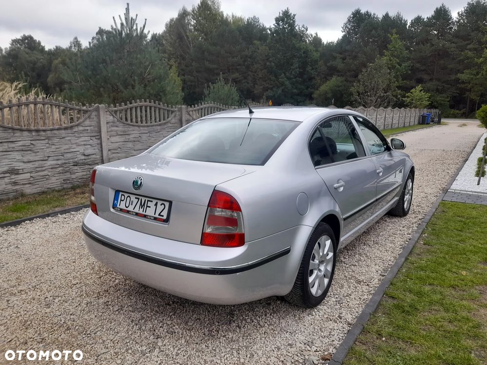 Skoda Superb ver-1-9-tdi-elegance - 10