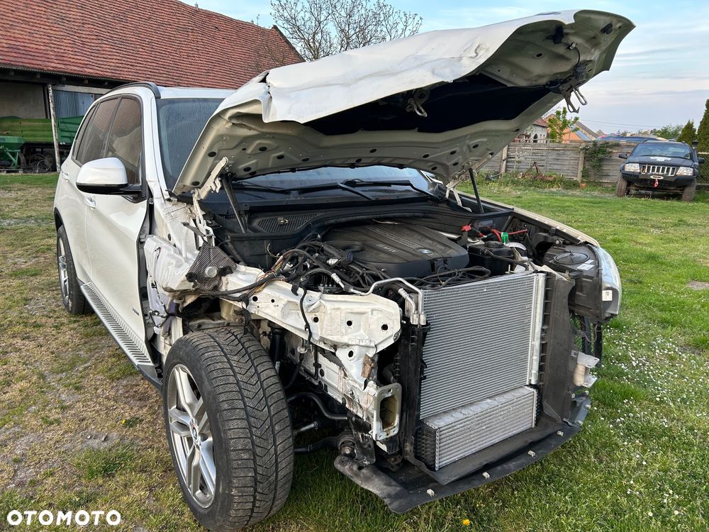 BMW X5 xDrive25d - 4