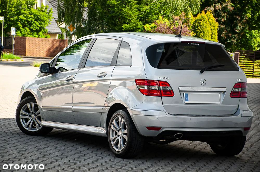 Mercedes-Benz Klasa B 180 CDI DPF Special Edition - 2