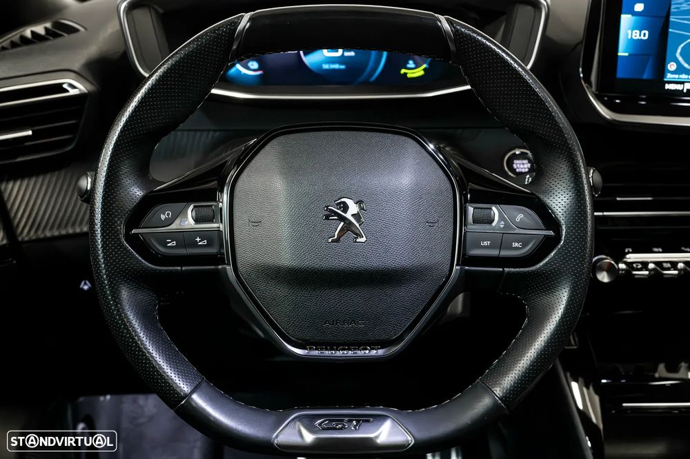 Peugeot e-2008 GT - 14