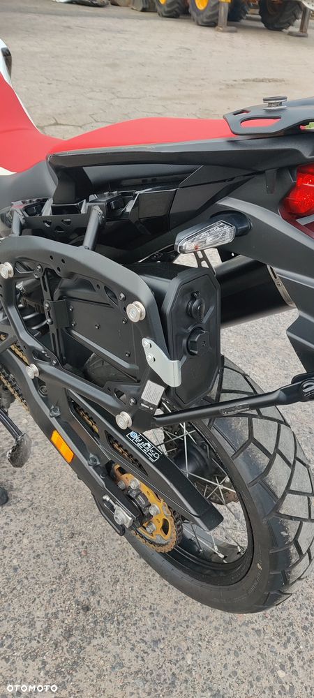 Honda CRF - 8