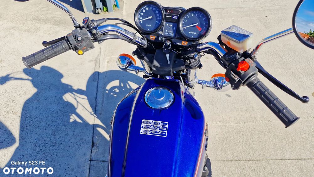 Honda CB - 9
