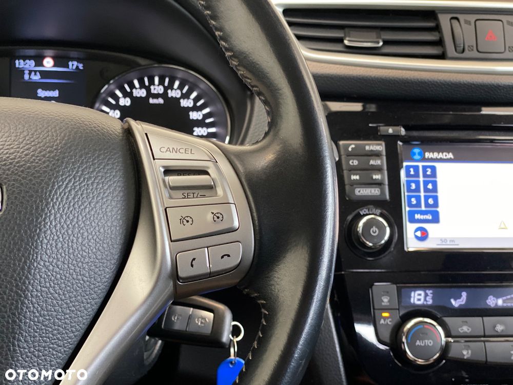 Nissan Qashqai 1.2 DIG-T N-Tec EU6 - 26
