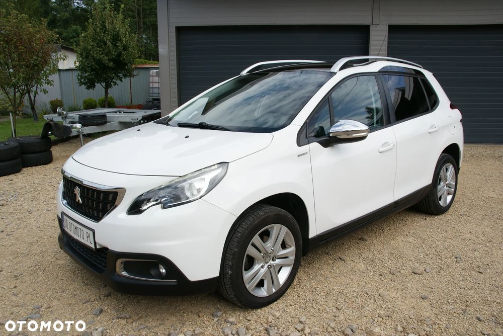 Peugeot 2008 BlueHDi 100 STOP & START Style - 2
