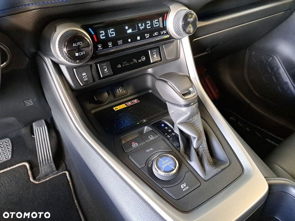 Toyota RAV4 2.5 Hybrid Selection 4x4 - 26