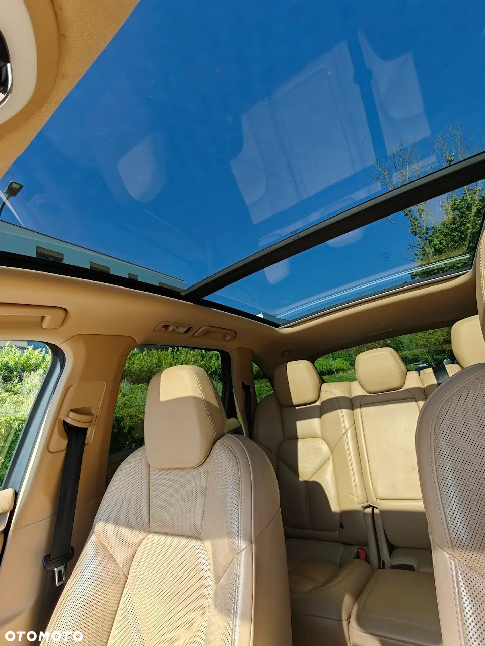 Porsche Cayenne Platinum Edition - 12