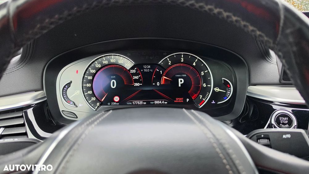 BMW Seria 5 530i xDrive Aut. Luxury Line - 9