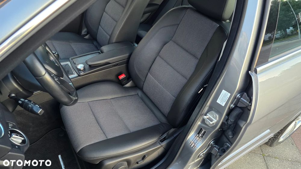 Mercedes-Benz Klasa C 180 BlueEFFICIENCY Avantgarde - 22