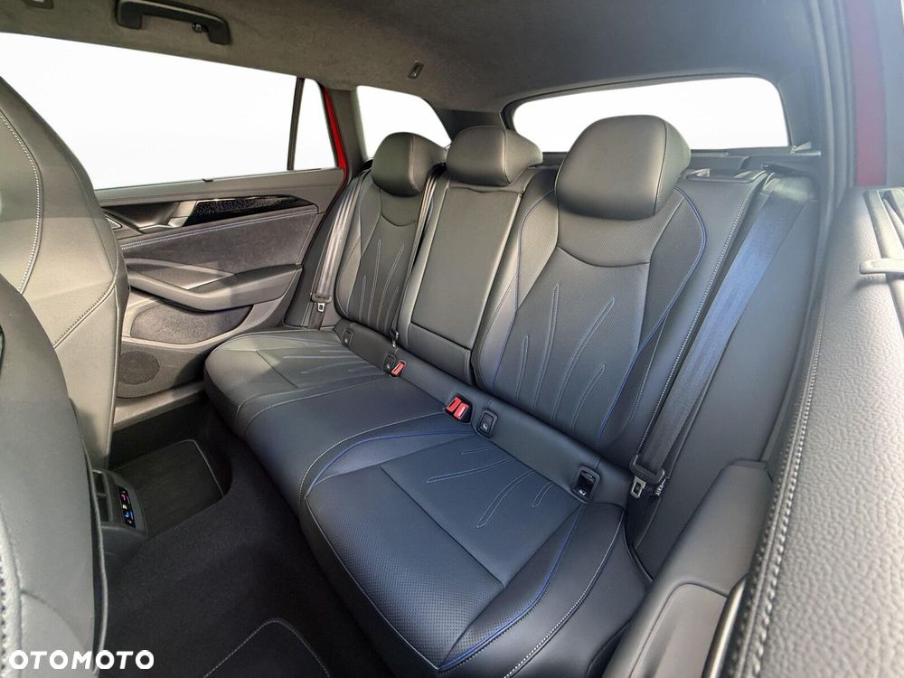 Volkswagen Passat Variant - 34