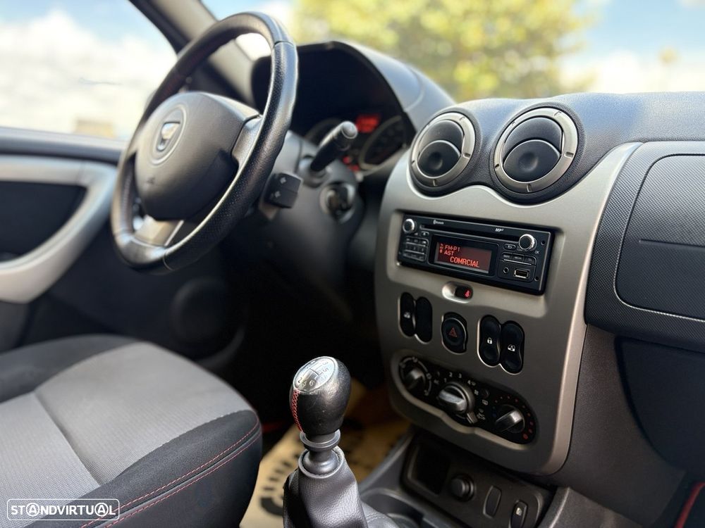 Dacia Duster 1.5 dCi SL Delsey - 15