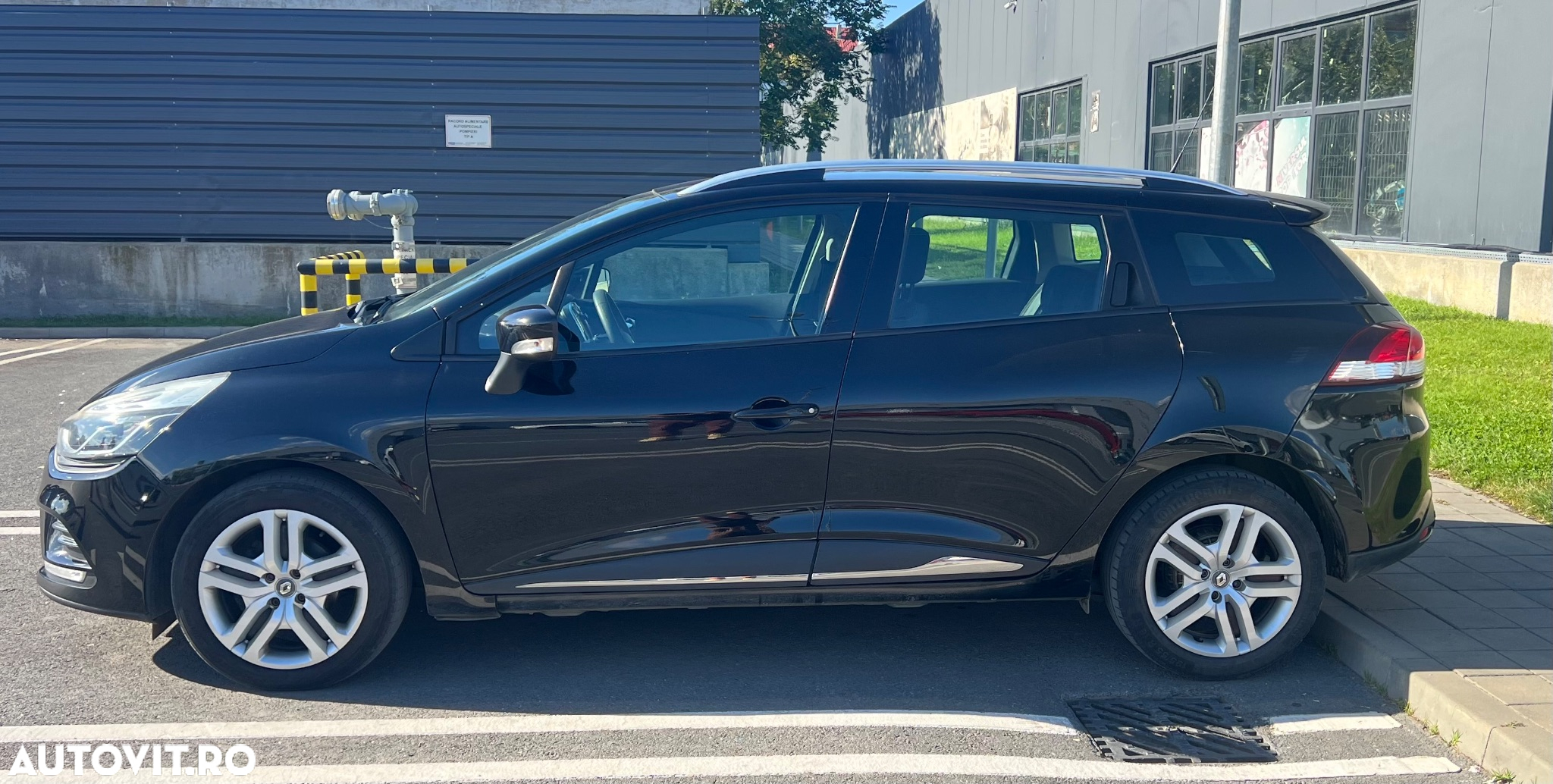 Renault Clio Estate Energy TCe Zen - 9
