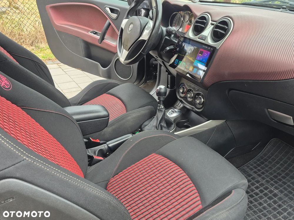 Alfa Romeo Mito 1.4 16V - 12