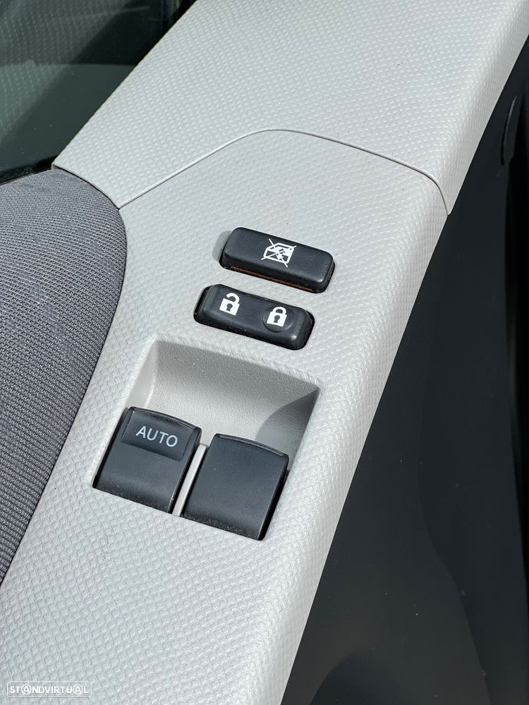 Toyota Yaris 1.33 VVT-i High Pack MM - 15