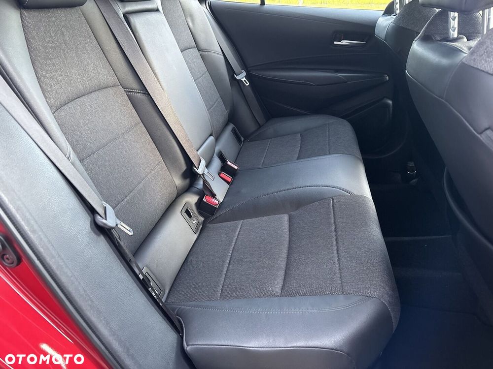 Toyota Corolla 2.0 Hybrid Comfort - 8
