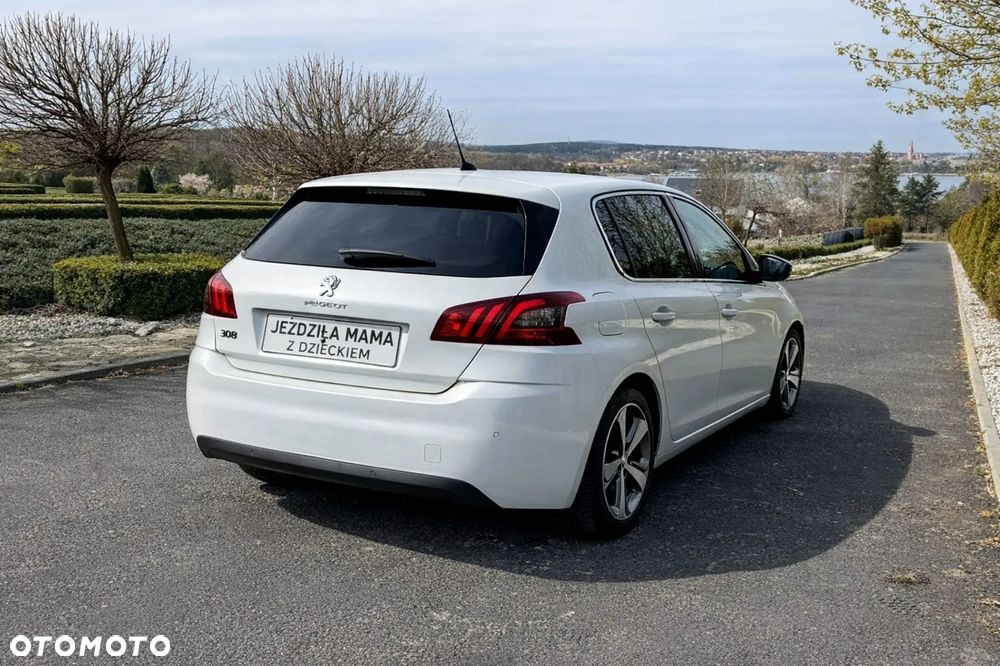 Peugeot 308 PureTech 130 GPF EAT8 Stop & Start GT - 17