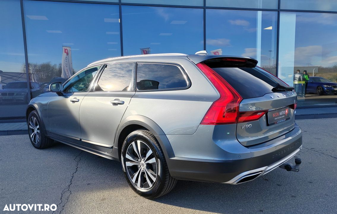 Volvo V90 Cross Country D4 AWD Geartronic - 5