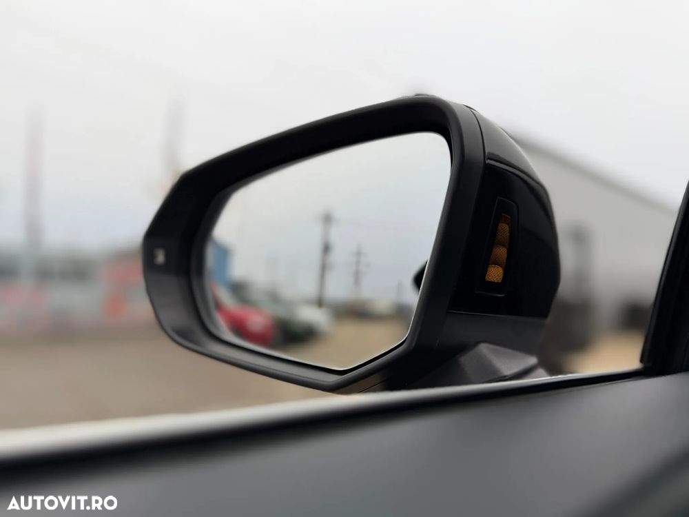 Audi Q3 45 TFSIe S tronic - 12