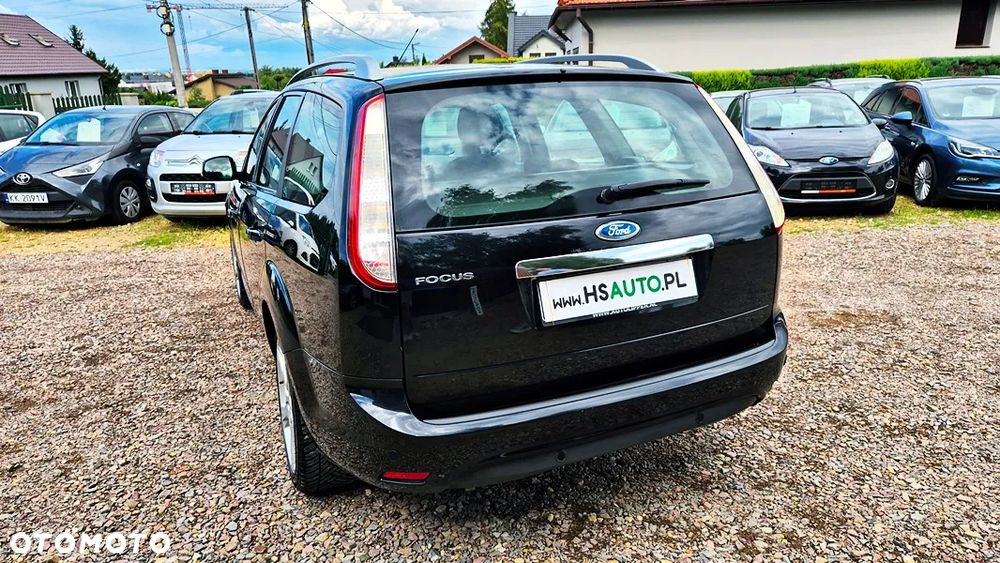 Ford Focus 1.8 Titanium - 18