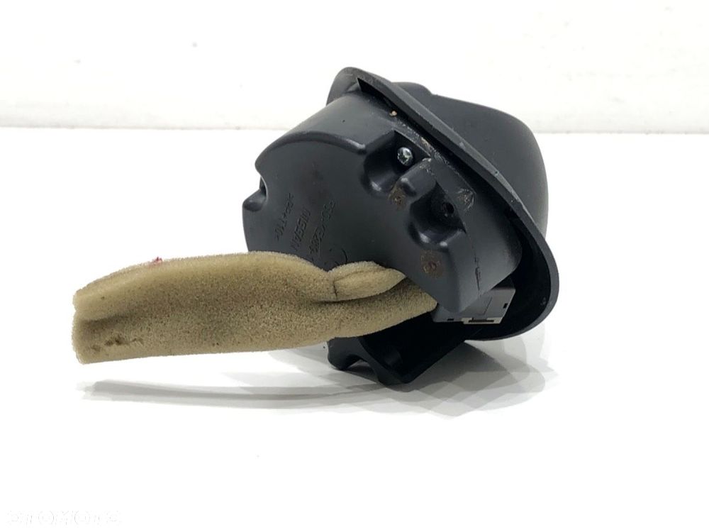 GNIAZDO USB  NISSAN JUKE (F15) 2010 - 2022 1.6 86 kW [117 KM] benzyna 2010 - 2022 KE289-1K005 - 2