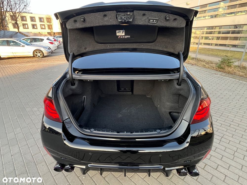 BMW Seria 5 535i Sport-Aut - 19