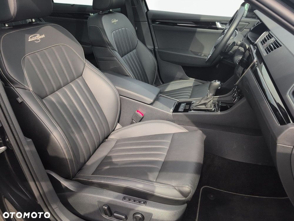 Skoda Superb 2.0 TDI SCR L&K DSG - 18