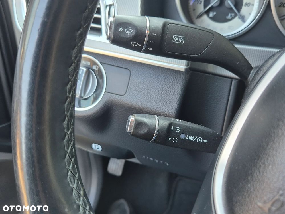 Mercedes-Benz Klasa E 220 T CDI 7G-TRONIC Avantgarde - 22