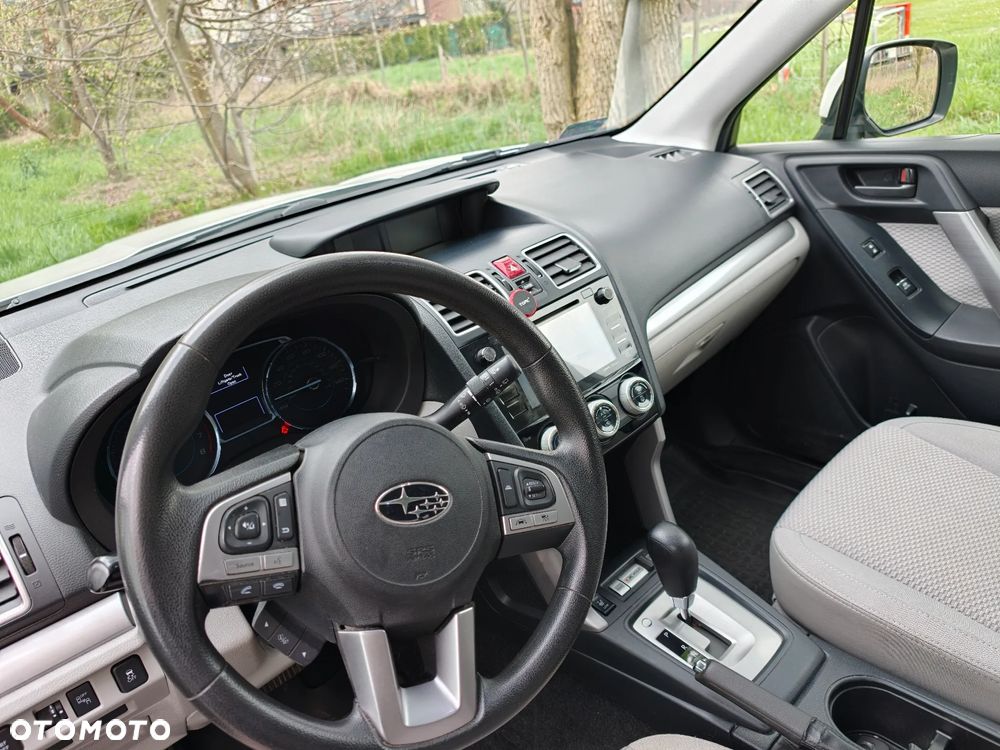 Subaru Forester - 17