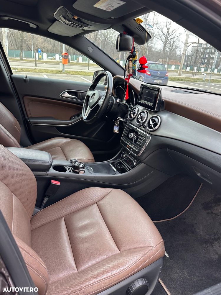 Mercedes-Benz GLA 200 CDI 4MATIC Aut. - 2