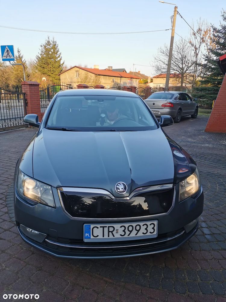 Skoda Superb 2.0 TDI Green tec 4x4 Ambition - 7